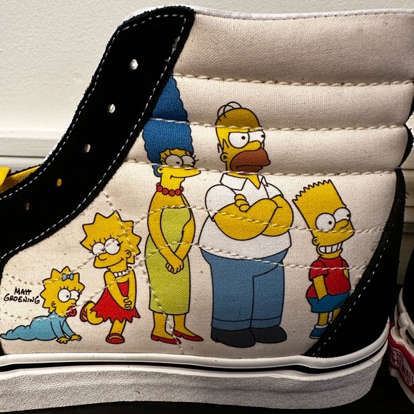 Simpsons x Vans Sk8-Hi Brand New with tag in box - Picture 3 of 8
